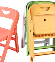 Chaise à dossier portable empilable légère en PP durable pour la maison, les voyages, le camping, les pique-niques et les activités de plein air