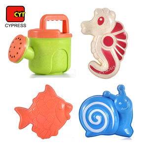 Nouvelle arrivée paille <span class=keywords><strong>de</strong></span> blé été plage <span class=keywords><strong>sable</strong></span> <span class=keywords><strong>eau</strong></span> jouets roue libre dessin animé camion avec ensembles <span class=keywords><strong>d</strong></span>'outils Sports <span class=keywords><strong>de</strong></span> plein air jeu pour les enfants - Product Image 4