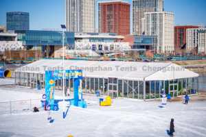 เต็นท์ยอดเขาที่หรูหราสำหรับกิจกรรมกลางแจ้งรูปปั้นน้ำแข็งที่จัดแสดงนิทรรศการการแข่งขันสกีสำหรับแขกพื้นที่ต้อนรับหิมะน้ำแข็งสุดหรู - Product Image 2