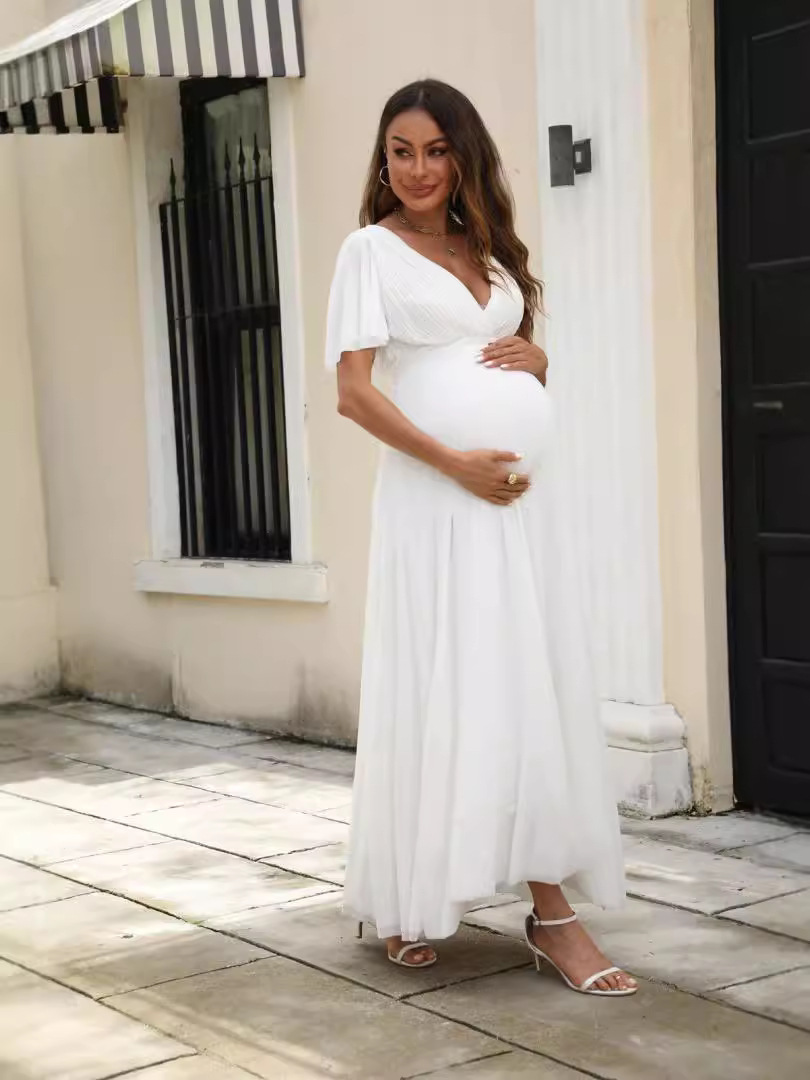 pregnant woman clothes for wedding
