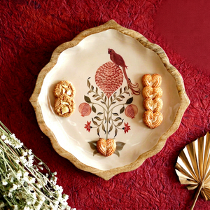 Bandeja de servir tradicional de madera con diseño de pájaro y granada, vajilla reutilizable para uso en el hogar, hotel o bodas, de curio craft. - Product Image 1