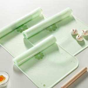 Tapis de pétrissage en silicone Living Artist Kitchen 40x60cm avec échelle pour la pâtisserie et le roulage de la pâte - Product Image 4