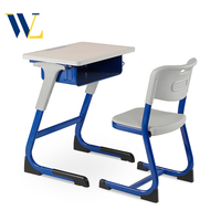 Ensemble de bureau et de chaise d'école moderne pour les élèves, utilisation en classe, table d'étude en bois avec fonction de réglage en hauteur, design durable