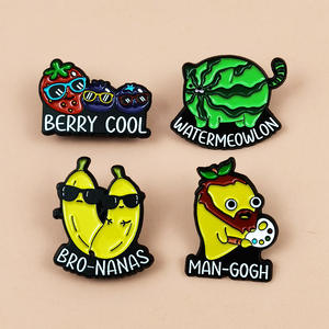 Broches créatives sur le thème des fruits, motifs amusants de dessins animés (pastèque, cochon, mangue et <span class=keywords><strong>peintre</strong></span>), accessoires en émail polyvalents - Product Image 2