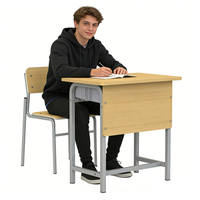 Meubles d'école primaire en bois modernes et confortables, ensemble bureau et chaise pour un seul élève