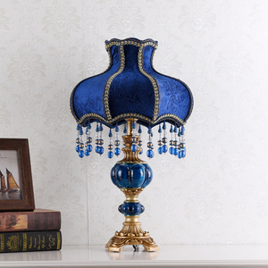 Lámpara de Mesa Romántica con Forma de Tulipán de Resina Azul Real Vintage, Decoración Cálida <span class=keywords><strong>para</strong></span> el Hogar, <span class=keywords><strong>para</strong></span> Dormitorio, Sala de Estar, Comedor - Product Image 3