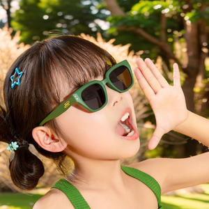 Gafas de Sol Polarizadas para Niños, Protección UV400, Montura Completa de TPEE, Lentes TAC, Unisex, Estilo Deportivo para Exteriores - Product Image 3