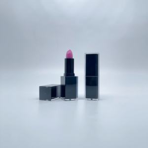 أحمر شفاه مخملي غير لامع طويل الأمد مقاوم للماء بـ24 لونًا بتصميم فاخر وتغليف وشعار مخصص بحد أدنى للطلب 100 قطعة - Product Image 6