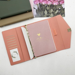 Customized Loose foen-leaf A5 Journal in pelle ricaricabile Notebook di lusso 2024 Planner 6 Cover con porta carte - Product Image 1