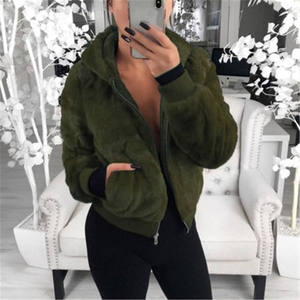 Nuova Giacca Corta da Donna in Ecopelliccia con Cerniera, Cappuccio e Tasche, Vita <span class=keywords><strong>Alta</strong></span>, <span class=keywords><strong>Moda</strong></span> Slim, Nera Rossa Rosa, Effetto Pelliccia di Coniglio - Product Image 4