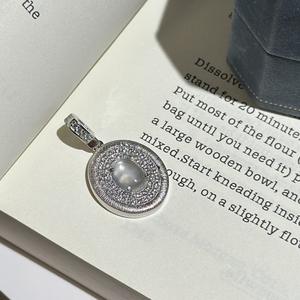 Colgante de Plata de Ley S925 con Diseño de Espuma de Agua y Jade, Estilo Medieval Vintage, Joyería Ligera y Encantadora - Product Image 1