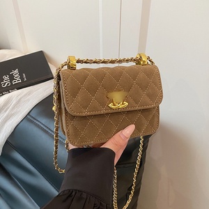 Borsa Mini Quadrata <span class=keywords><strong>di</strong></span> <span class=keywords><strong>Lusso</strong></span> con Chiusura Magnetica a Catena Romboidale e Design a Sfera Dorata, Versatile per l'Uso Quotidiano, <span class=keywords><strong>di</strong></span> Alto Valore - Product Image 3