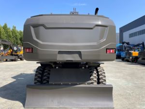 Mini Escavatore Multifunzionale con Attacco per Benna a Pinza per Ridurre i Danni agli Alberi - Product Image 3