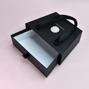 Custom Logo <b>Empty</b> Luxury Premium Paper Rigid Magnetic <b>Gift</b> Packaging <b>Box</b> With Ribbon Handle - Product Image 6