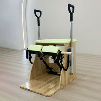 Chaise Wunda conviviale et pratique, disponible en chêne, conforme aux normes de sécurité internationales, adaptée aux jeunes.