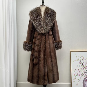 <span class=keywords><strong>Manteau</strong></span> long d'hiver chaud pour <span class=keywords><strong>femme</strong></span> en fausse fourrure de vison imprimé léopard, style luxueux en <span class=keywords><strong>cuir</strong></span> façon fourrure de vison - Product Image 1