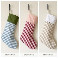 Chaussettes de Noël personnalisables élégantes à carreaux avec bord festonné, sacs cadeaux en tissu monogrammés sur mesure pour la famille, vente en gros