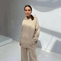 2023 nouveautés vêtements d'hiver pour femmes coton élégant deux pièces ensemble pull à capuche et pantalon à jambes larges costume tricoté