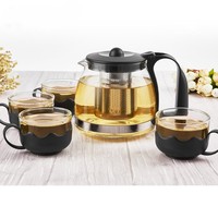 Ensemble théière portable BAMBUS en verre borosilicate haute résistance avec filtre en acier inoxydable et manchons isolants, 5 pièces (1 théière + 4 tasses)