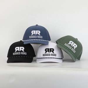 Gorra deportiva de 5 paneles de moda con logotipo bordado al por mayor, gorras con agujeros cortadas con láser de poliéster, gorra de béisbol unisex de alta calidad con cuerda personalizada - Product Image 2