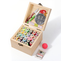 Kit d'outils de couture carré en bois, organisateur de rangement portable avec aiguilles, fil, ciseaux, épingles, pour étudiants, dortoir, maison, bricolage et artisanat