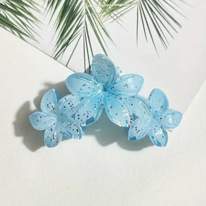 Pinces à cheveux florales multicouches à sequins colorés style bohème, accessoire capillaire Frangipani scintillant - Product Image 4