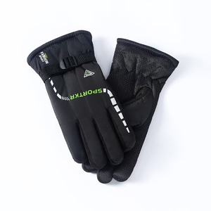 Venta al por mayor de guantes de deportes de invierno con logotipo personalizado a prueba de viento y guantes impermeables de poliéster para esquí y snowboard gran oferta con logotipo personalizado - Product Image 2