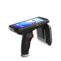 Pembaca RFID UHF Seuic Jangkauan Jauh Genggam Tipe Pistol Pemindai Barcode 2D Bahan ABS Frekuensi 860-960MHz Protokol ISO 18000-6C