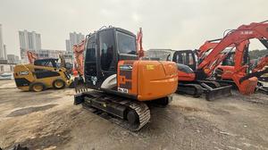 Mini-excavatrice hydraulique Hitachi ZX70 d'occasion, 7 tonnes, moteur japonais d'origine, faible nombre d'heures de fonctionnement, en stock. - Product Image 3