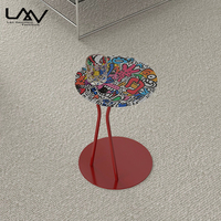 Table d'appoint rouge de petite taille au design créatif pour salon de villa, chambre d'hôtel, avec structure métallique et plateau en verre, table d'angle de canapé, mobilier