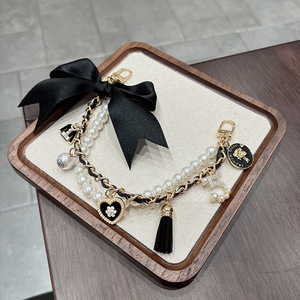 Breloque de <span class=keywords><strong>sac</strong></span> nœud perlé, chaîne double rang de luxe avec nœud en satin et breloques, accessoire de mode - Product Image 6