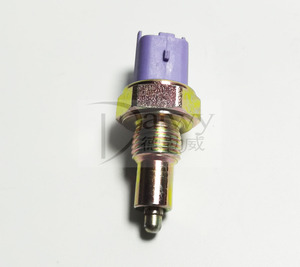 (OE 225753)  <span class=keywords><strong>206</strong></span> 307 1.6 Système électrique Interrupteur de feux de recul (marque Datwy)(marque Datwy) - Product Image 4