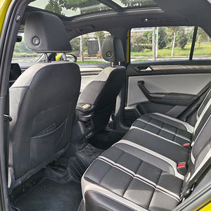 Excelente Estado, Auto Usado <span class=keywords><strong>2023</strong></span>, Gasolina, <span class=keywords><strong>Vw</strong></span> Volkswagen <span class=keywords><strong>T</strong></span>-<span class=keywords><strong>ROC</strong></span> 300TSI DSG 2WD Turbo Starlight Edition, Automático, 5 Asientos, SUV - Product Image 5