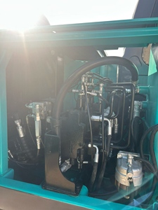 <span class=keywords><strong>Mini</strong></span> Kobelco 75 <span class=keywords><strong>Prix</strong></span> bas Haute qualité Excavatrice d'occasion Moteur Isuzu neuf fourni Kawasaki Kubota Japonais en bon état - Product Image 3