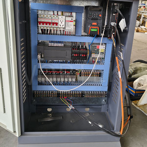 Poussoir de panneaux PM-PPM à alimentation automatique haute efficacité avec contrôle précis par PLC pour remplacer le chargement manuel - Product Image 2