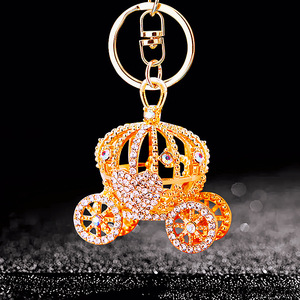 Porte-clés pendentif citrouille <span class=keywords><strong>de</strong></span> <span class=keywords><strong>conte</strong></span> <span class=keywords><strong>de</strong></span> fées, design créatif 'Diamant d'eau', mignon, pour sac <span class=keywords><strong>de</strong></span> femme, en métal, cadeau, vente en gros - Product Image 2