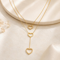 Collier Y SUMMLY tendance à triple pendentif cœur, plaqué or 18 carats, en acier inoxydable réglable pour femme, usage quotidien