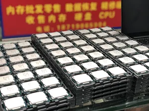 ซีพียูโปรเซสเซอร์ Intel CPU I5-8600K 14M หกแกน LGA1151 3.6GHZ Cpu Processor 8600T/8600K สำหรับเดสก์ท็อป CPU