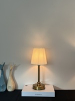 Lampe de table portable de luxe moderne à batterie rechargeable, sans fil, LED, à commande tactile, lumière d'ambiance de nuit pour chambre à coucher et chevet