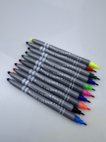 Ensemble de papeterie double pointe feutre et stylo fineliner pour calligraphie, peinture, graffiti, aquarelle – 10 couleurs – Marqueurs d'art en feutre et stylos en plastique