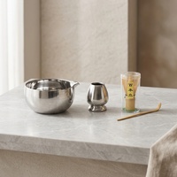 Ensemble de thé matcha japonais, bol en céramique à bec verseur finition miroir, fouet et cuillère en bambou pour la cérémonie à domicile et l'usage quotidien