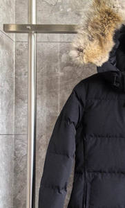 Veste d'hiver en duvet pour femmes de luxe, vente en gros, Canada, best-seller, manteaux Chelsee, parka épaisse et chaude à capuche - Product Image 3