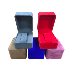 Luxury Velvet <b>Watch</b> Box <b>for</b> <b>Men</b> with Velvet Interior Custom Logo Factory Direct Low MOQ , Premium Single <b>Watch</b> Box <b>for</b> Gifts - Product Image 2