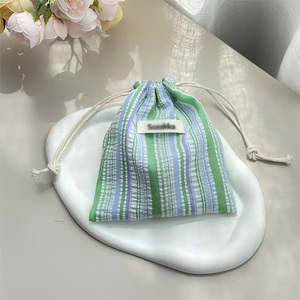 ถุงเชือกรูดกันฝุ่นแบบพกพาแฟชั่นที่นำกลับมาใช้ใหม่ได้พร้อมลายเส้น - Product Image 4