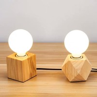 Support de lampe de table en bois standard européen E27 avec interrupteur et prise, base en forme de diamant FX-50 110-220V