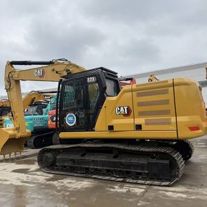 Mini-excavatrice hydraulique Caterpillar CAT323, 23 tonnes, d'occasion, de type chenillé, 2024, d'origine japonaise, pompe hydraulique MOOG, 1 moteur - Product Image 3