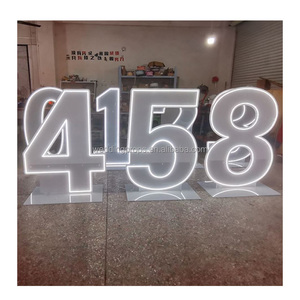 Numéros <span class=keywords><strong>de</strong></span> couleur RVB décoratifs <span class=keywords><strong>de</strong></span> mariage 4 pieds <span class=keywords><strong>de</strong></span> hauteur acrylique clair LED Numéros <span class=keywords><strong>de</strong></span> changement <span class=keywords><strong>de</strong></span> couleur - Product Image 2