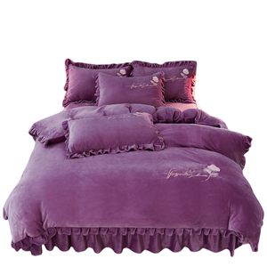 Juego de Ropa de Cama de Cuatro Piezas de Lana de Leche Gruesa de Alta Gama, Retención de Calor en Invierno, Estilo Princesa, Patrón de Letras - Product Image 5