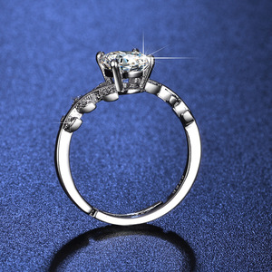 <span class=keywords><strong>Anello</strong></span> in Acciaio Inossidabile con <span class=keywords><strong>Diamante</strong></span> Scintillante, <span class=keywords><strong>Anello</strong></span> Aperto Regolabile con Zircone Simulato da <span class=keywords><strong>1</strong></span> <span class=keywords><strong>Carato</strong></span>, Gioiello da Matrimonio - Product Image 3