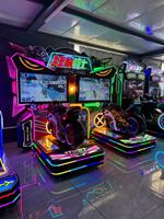 Jeu d'arcade de course moto 4K HD pour 2 joueurs, simulateur de moto dynamique à monnayeur pour centre de jeux de parc d'attractions